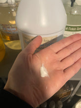 Load image into Gallery viewer, Body & Hand Lotion